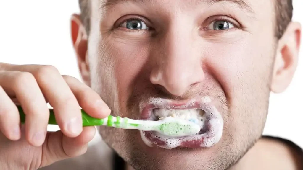 Estudos confirmam que a saúde bucal está diretamente relacionado com o corpo. Pois além de doenças na boca, outros problemas podem acontecer!