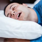 O sono profundo pode limpar resíduos do cérebro, aponta estudo