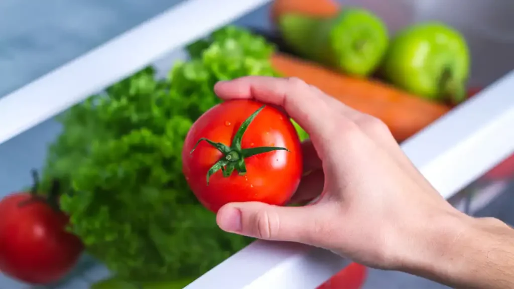 Como conservar tomates na geladeira. Dicas simples e práticas!